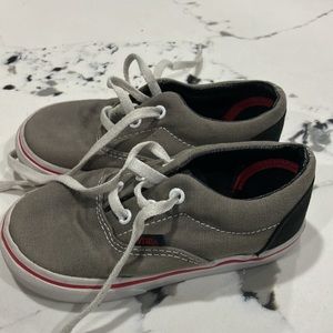 Gently used toddler vans size 7